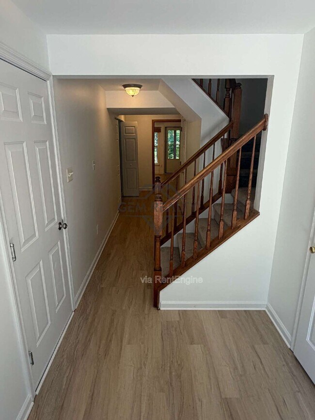 Building Photo - 4710 Turnberry Dr