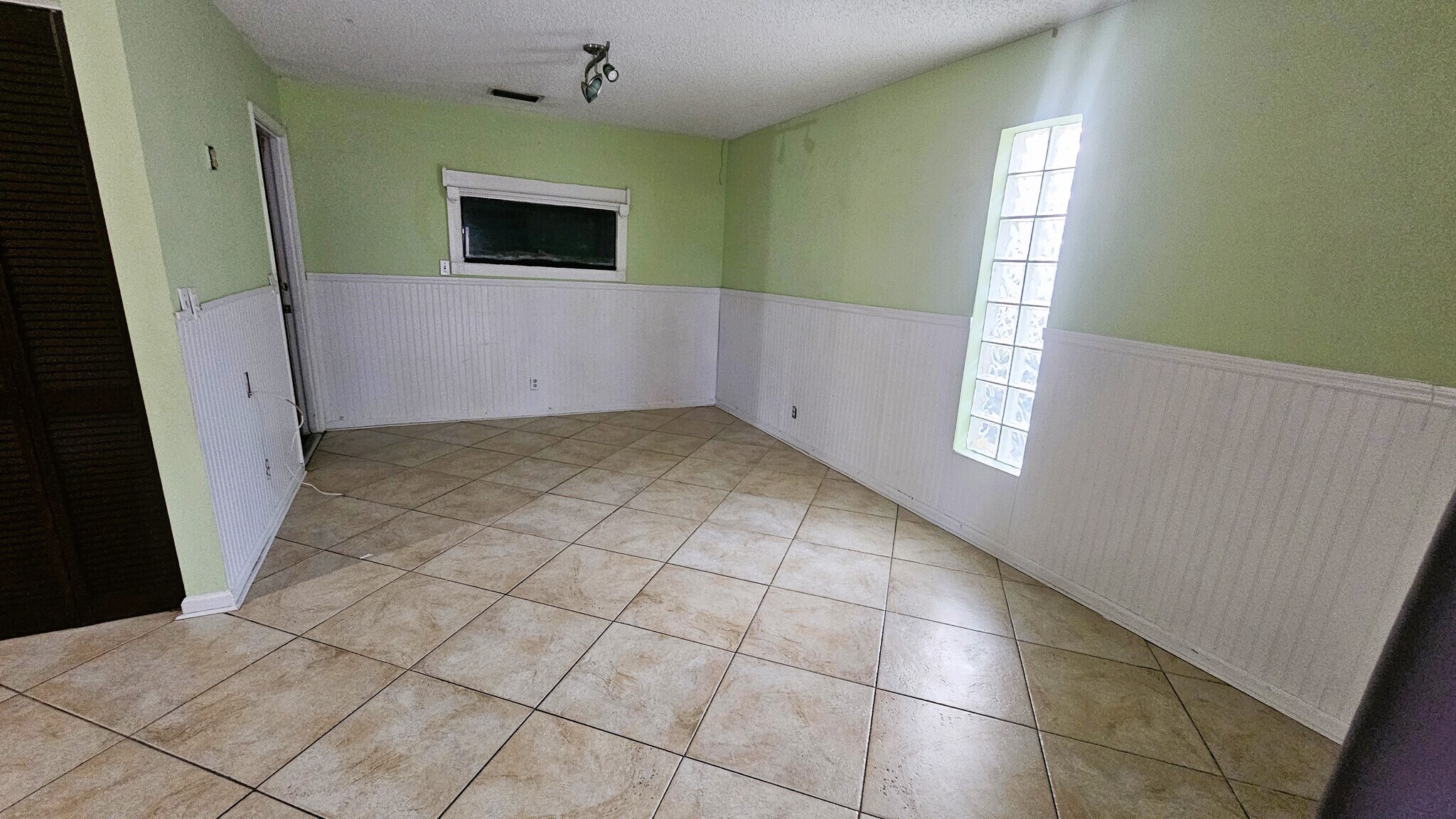 Family Room - 6070 Serene Run