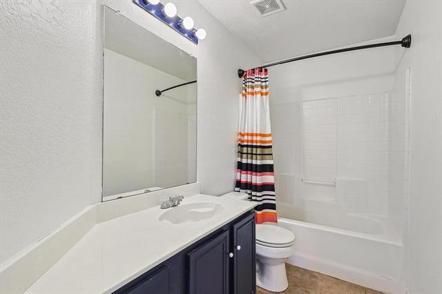 Building Photo - 3124 Creekside Dr