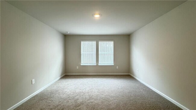 Building Photo - 1498 High Fls Ln