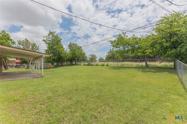 Building Photo - 3006 Belmont Dr