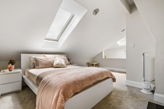 Building Photo - 2840 Peachtree Rd