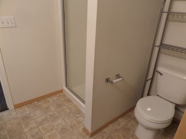 Building Photo - Super-Cute 2-Bedroom Townhome in Great Map...