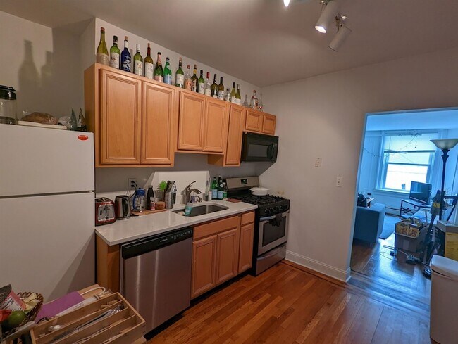 Building Photo - 403 Washington St