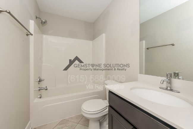 Building Photo - 345 Kara Ln