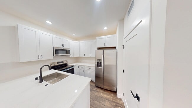 Building Photo - 4941 Art St