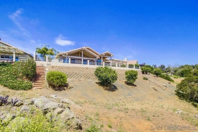 Building Photo - 2703 Lobelia Rd