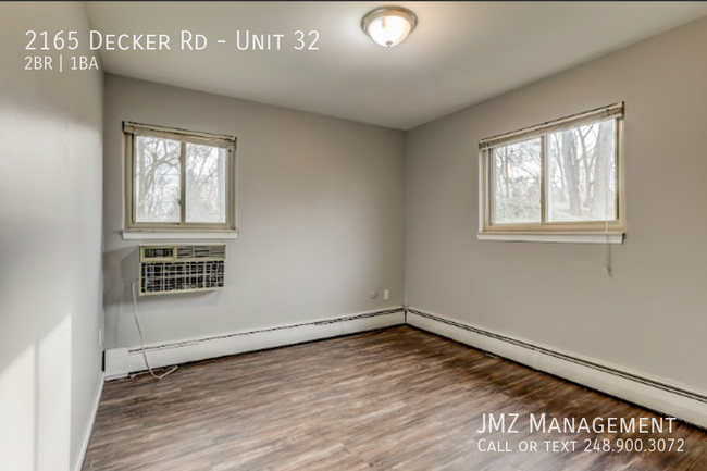 Building Photo - Beautifully Updated Apartment in Walled Lake!