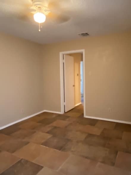 Building Photo - 7106 Swinford