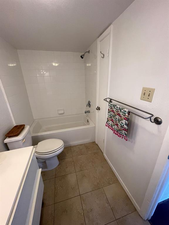 Building Photo - 1514 Parker Ln