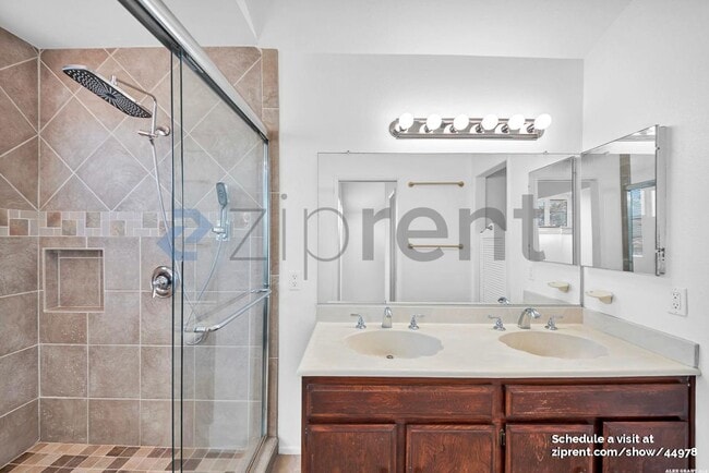 Building Photo - 23414 Amberwick Pl
