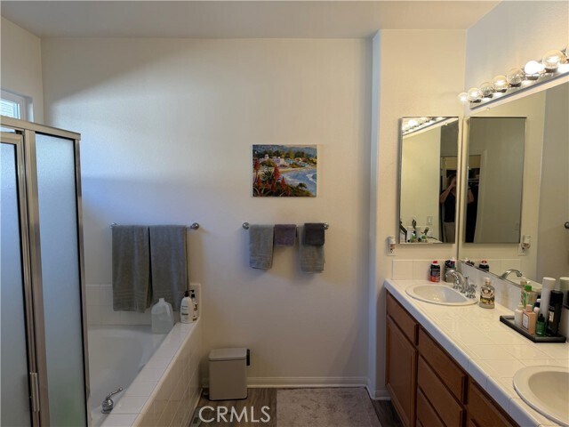 Building Photo - 31570 Lakeridge Ct