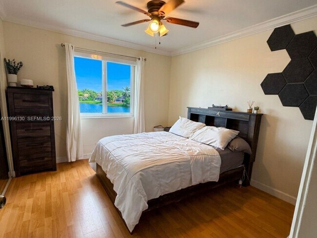 Building Photo - 311 NW 201st Ave