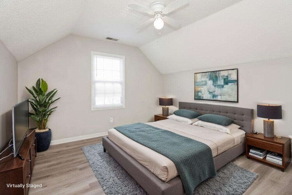 Building Photo - 201 Linville Ct