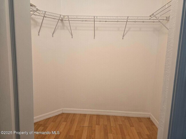 Building Photo - 542 Fairbanks Rd