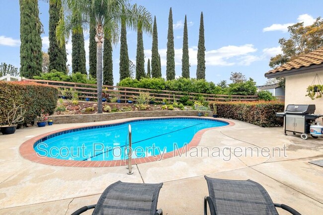 Building Photo - 1028 Capra Way
