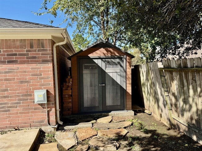 Building Photo - 19334 Wading River Dr