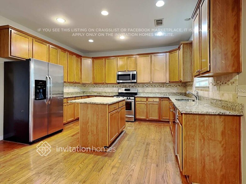 Building Photo - 1662 Sahale Falls Dr