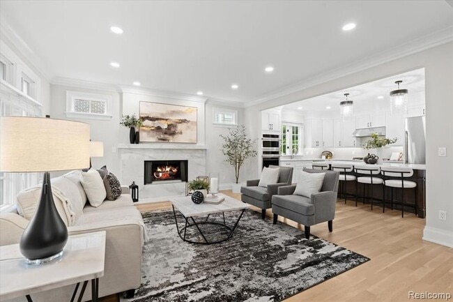 Building Photo - 1897 Norfolk St