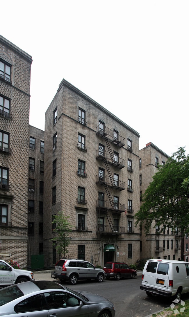 Primary Photo - 640 W 153rd St