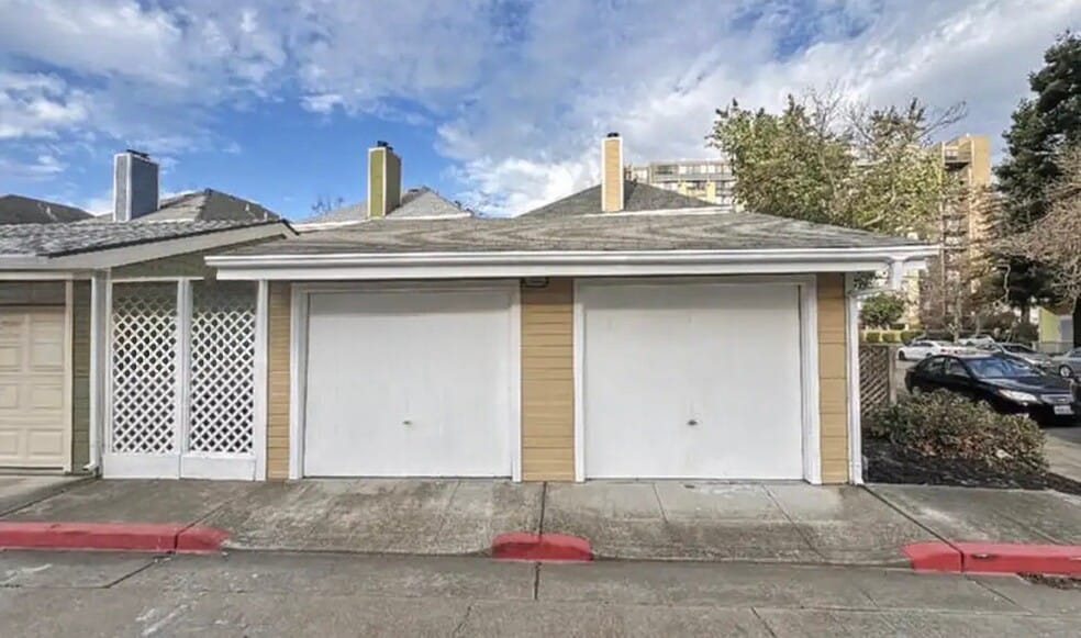 Building Photo - 1424 Market St