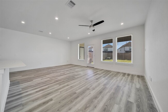 Building Photo - 12310 Greenwood Gate Dr