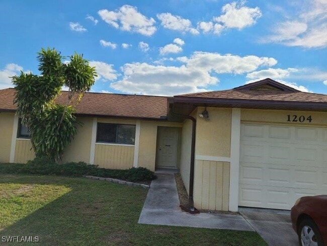 Primary Photo - 1204 Diplomat Pkwy E