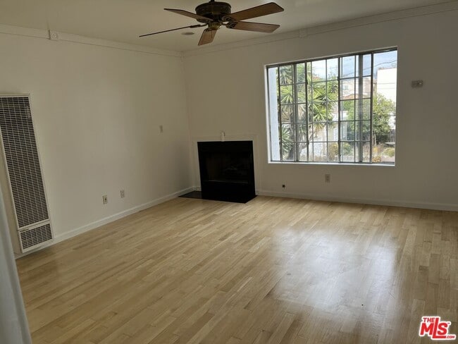 Building Photo - 1457 S Holt Ave