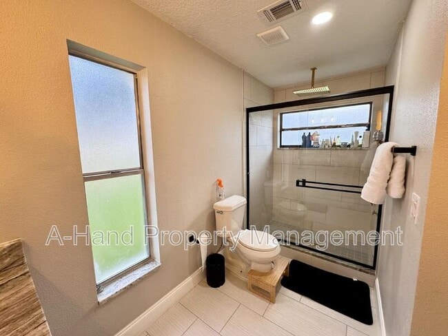 Building Photo - 15912 Indian Wells Ct