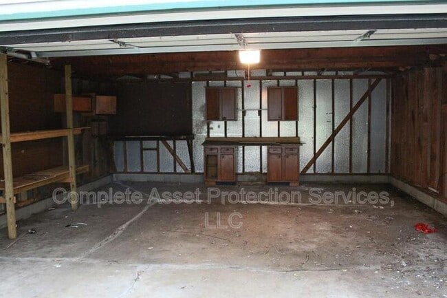 Building Photo - 7719 Hendricks Pl