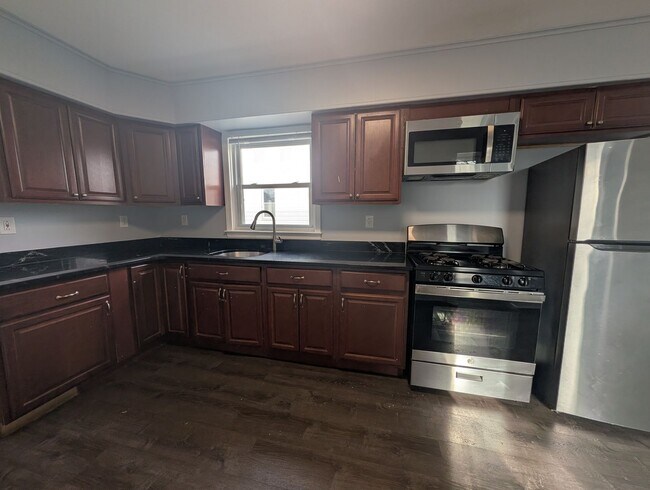 Building Photo - 234 Fisher Ave