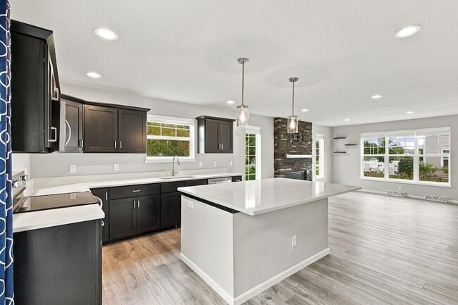 Building Photo - 6158 Driscoll Dr