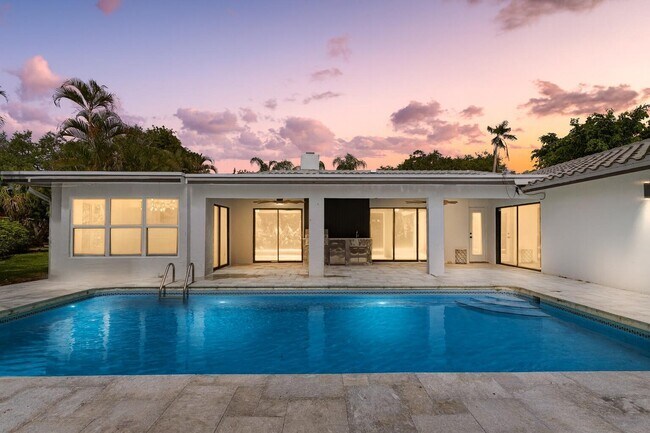 Building Photo - 1833 NW 104th Ave