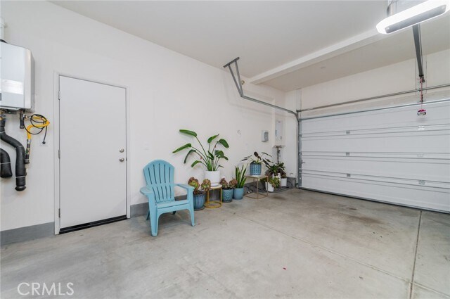 Building Photo - 40277 Birchfield Dr