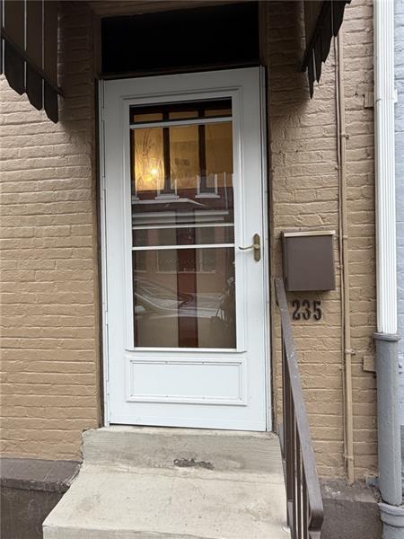Building Photo - 235 38th St