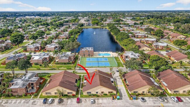 Building Photo - 484 Springdale Cir