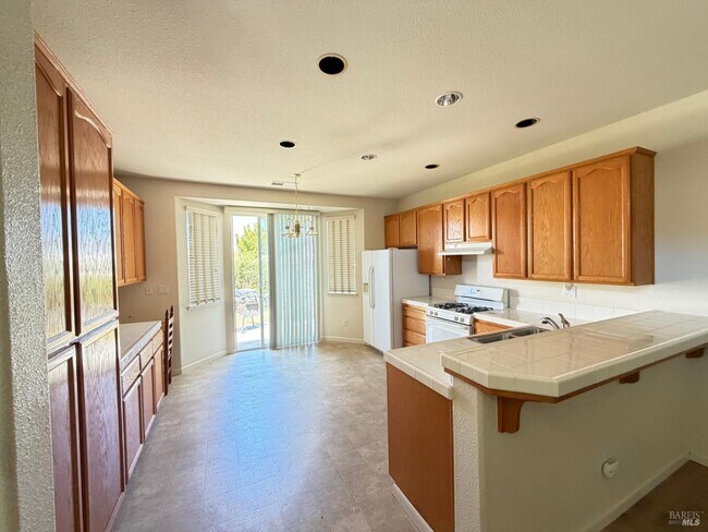 Building Photo - 760 Turnberry Terrace