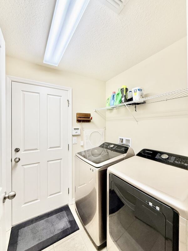 Building Photo - 11449 Newgate Crest Dr