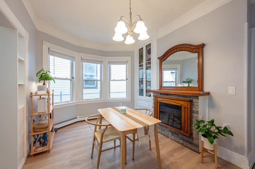 Building Photo - 233 Bidwell Ave