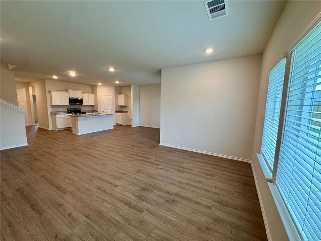 Building Photo - 3917 Oakcrest Ln