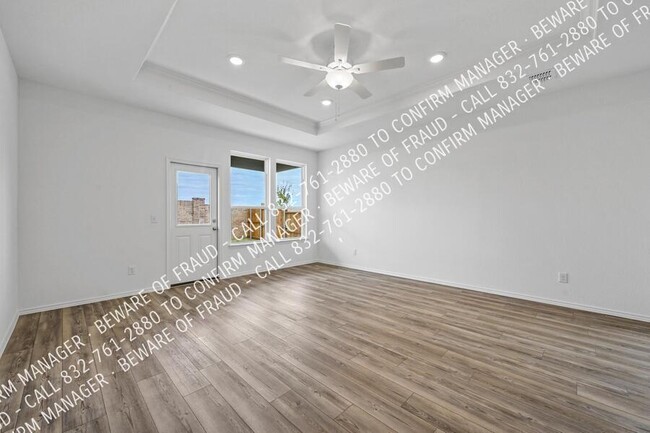 Building Photo - 1008 Marigold St