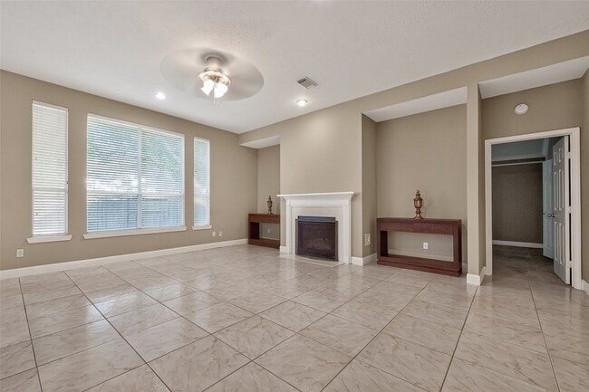 Building Photo - 20126 Black Canyon Dr