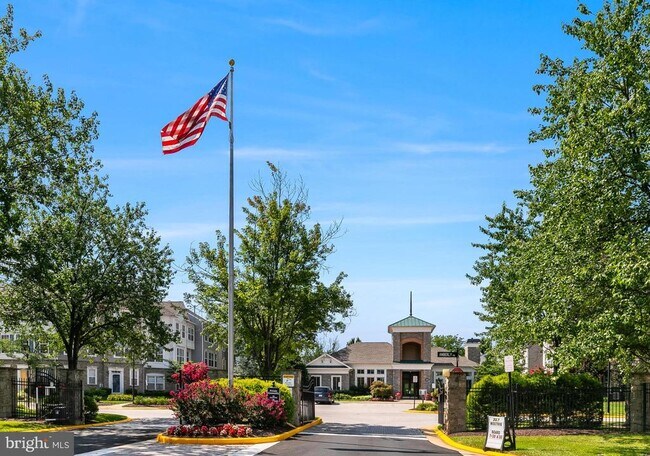 Building Photo - 21800 Flanders Ct