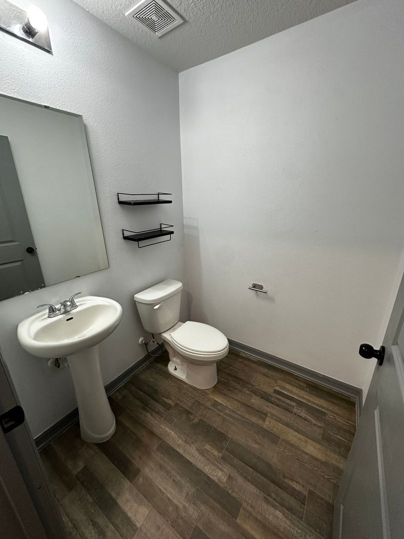 Building Photo - 276 Hyacinth Ct
