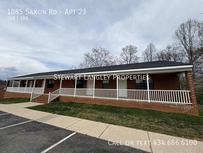Building Photo - 1085 Saxon Rd