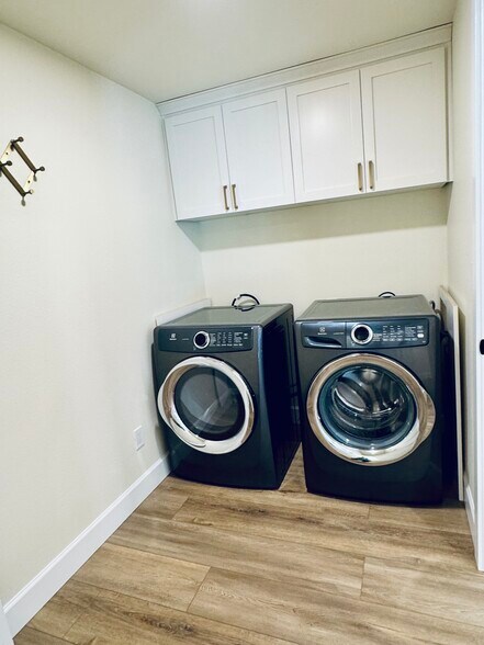 New Laundry + Mudroom (not shown storage closet) - 11965 NW Oatfield Ct