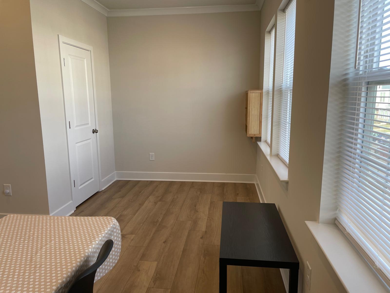 Building Photo - 1235 Greylock Ln