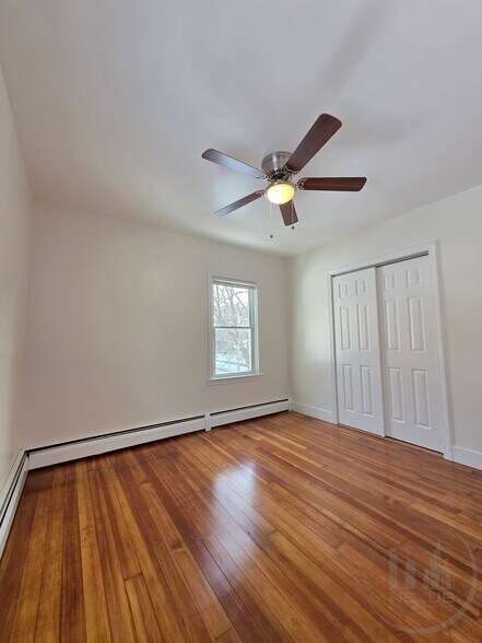 Building Photo - 49 Fenwood Ave