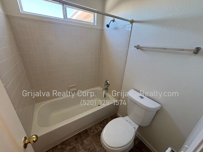 Building Photo - Beautiful 3-Bedroom House for Rent in NW Tucson  (Magee/Cmo. de la Oeste)