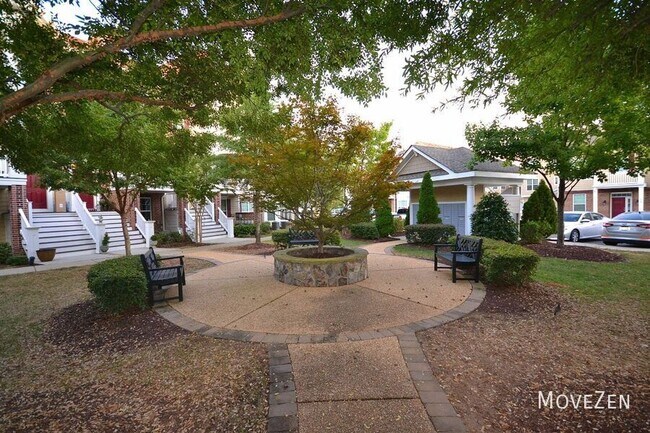 Building Photo - 10420 Sablewood Dr